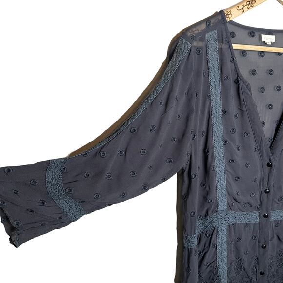 Kyla Seo Lace Boho Cottage Core Tunic Top Blouse Size Medium Eyelet D3-19 - Picture 3 of 8